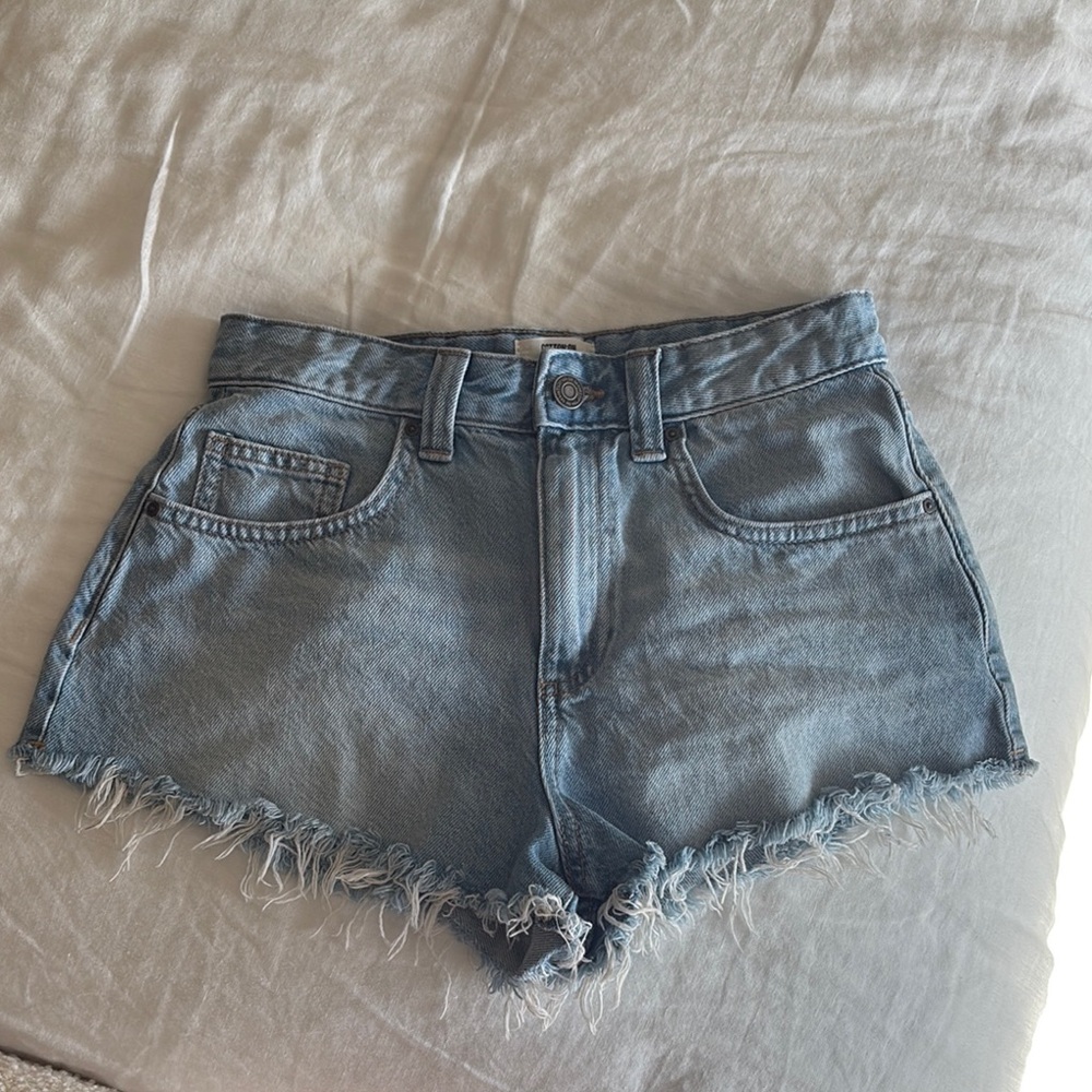 Cotton:On Cheeky Short Size 26